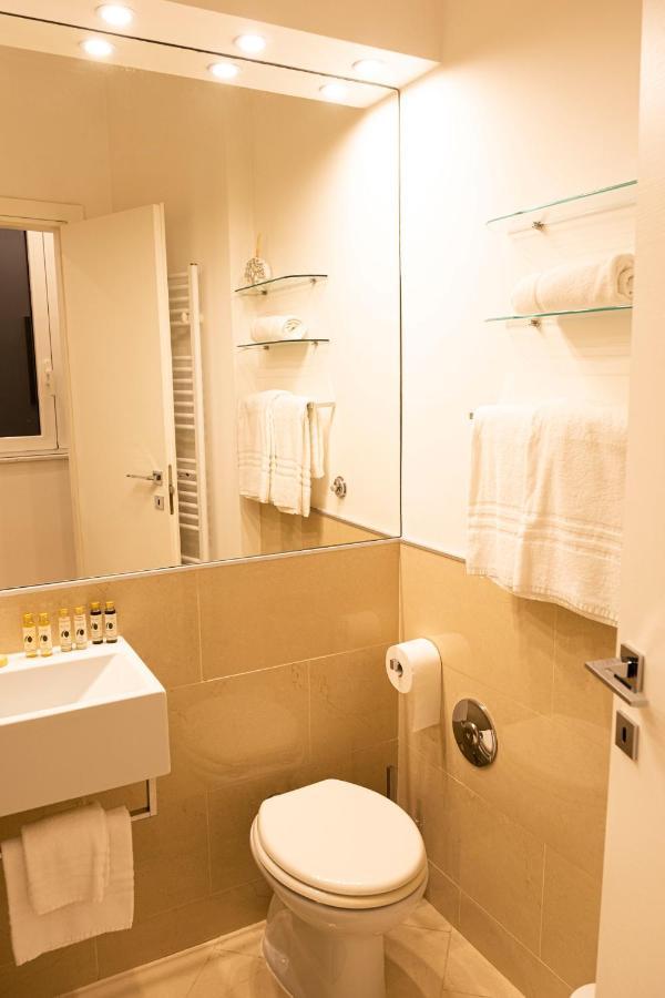 Cathy'S Luxury Home โรม ภายนอก รูปภาพ